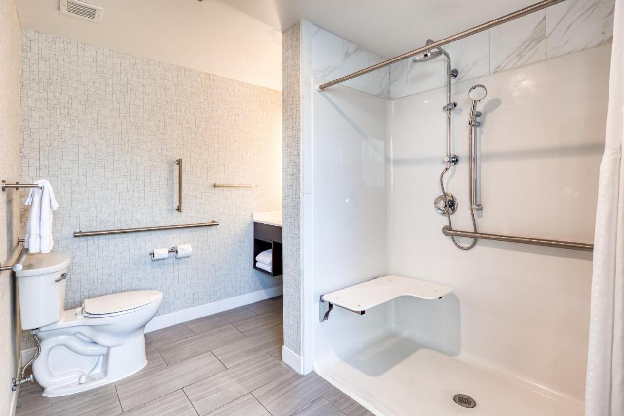 Holiday Inn Express - Kansas City Downtown By Ihg Dış mekan fotoğraf